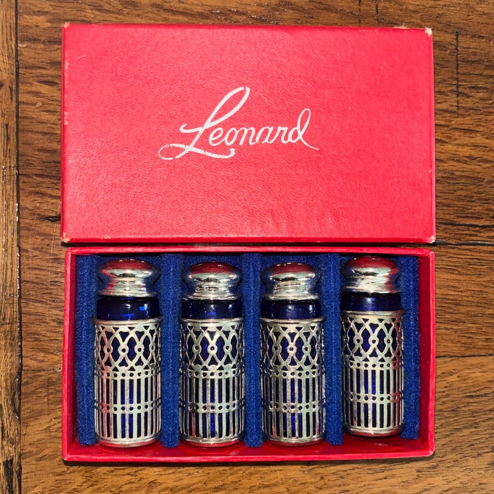 Vintage Leonard Salt and Pepper shakers Silver plated covalt blue set of 4